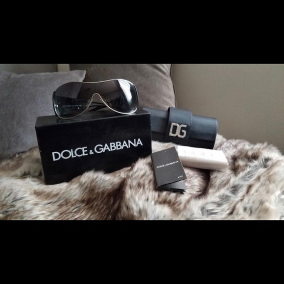 Dolce & Gabbana Accessories - Dolce & Gabbana ♥️ Dolce & Gabbana Accessories - Dolce & Gabbana ♥️